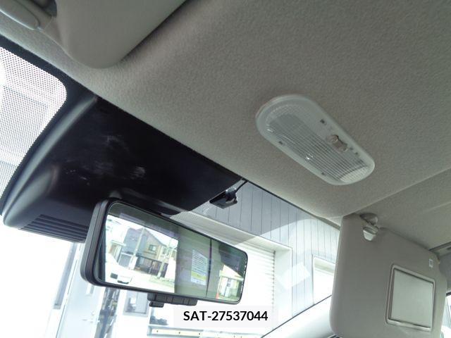 Nissan NOTE 2018-02 305429-11