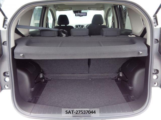 Nissan NOTE 2018-02 305429-15