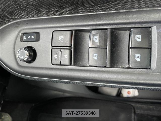 Toyota VOXY 2020-03 208510-21
