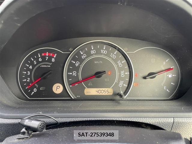 Toyota VOXY 2020-03 208510-17