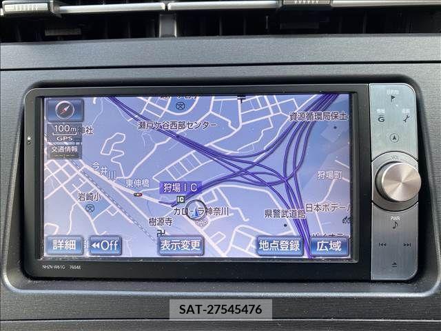 Toyota PRIUS 2011-12 220610-11