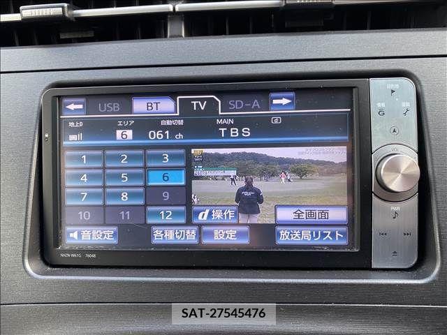 Toyota PRIUS 2011-12 220610-9
