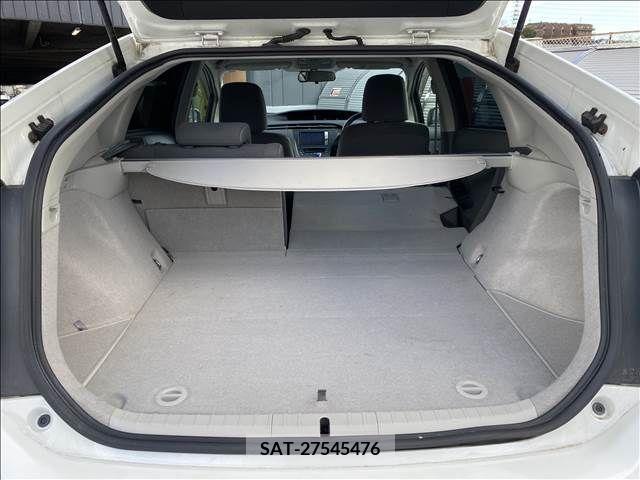 Toyota PRIUS 2011-12 220610-13