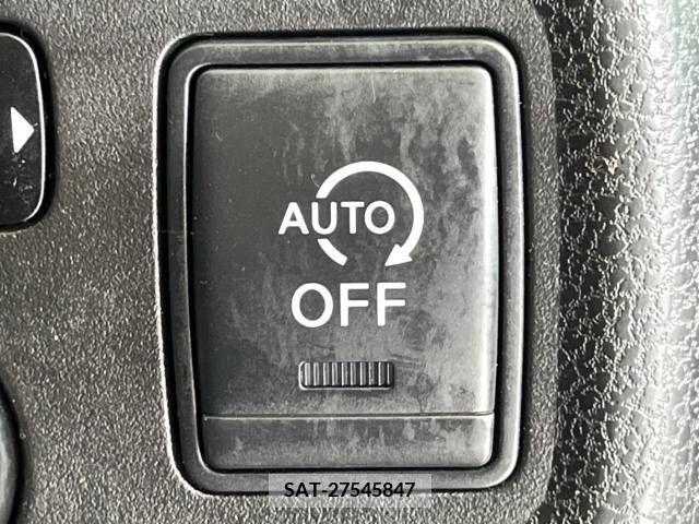 Nissan NOTE 2013-06 342307-7