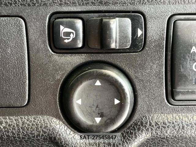 Nissan NOTE 2013-06 342307-6