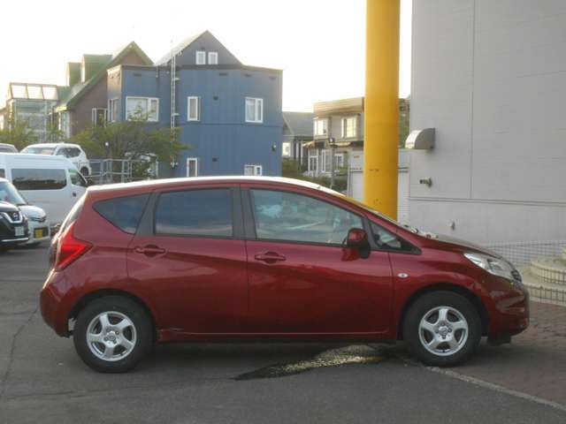 Nissan NOTE 2013-10 8732-5