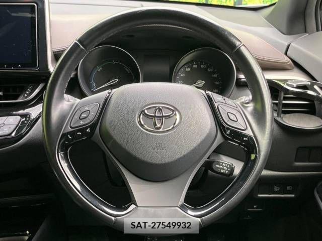 Toyota C-HR 2017-11 344270-11