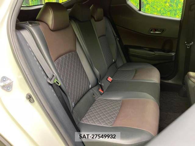 Toyota C-HR 2017-11 344270-9