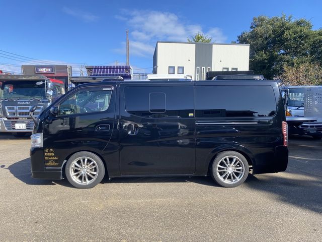 Nissan NV350 Caravan 2014-03 192585-6