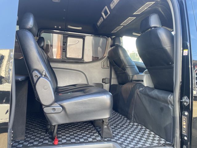 Nissan NV350 Caravan 2014-03 192585-16