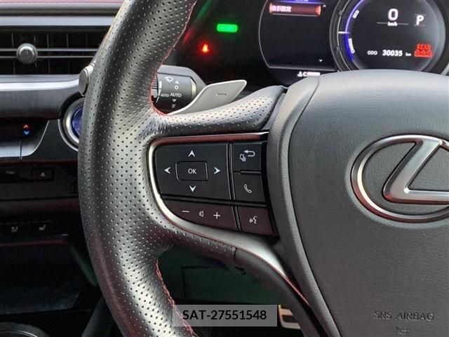 Lexus UX 2019-08 388121-24