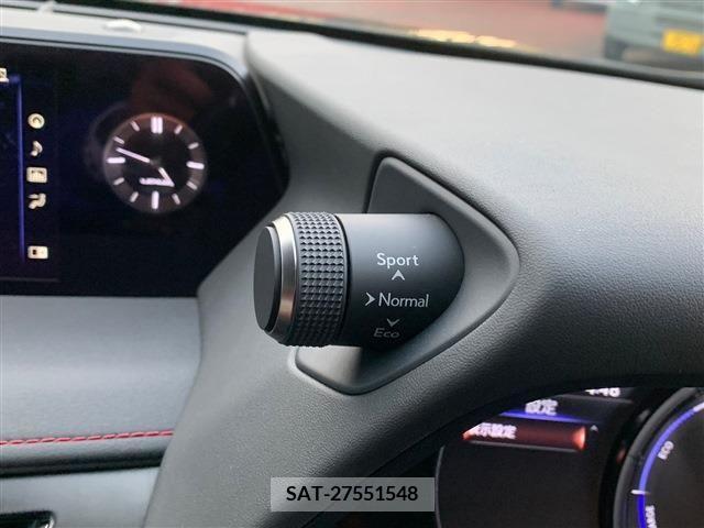 Lexus UX 2019-08 388121-23