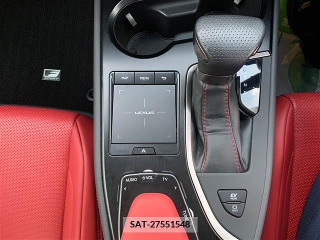 Lexus UX 2019-08 388121-29