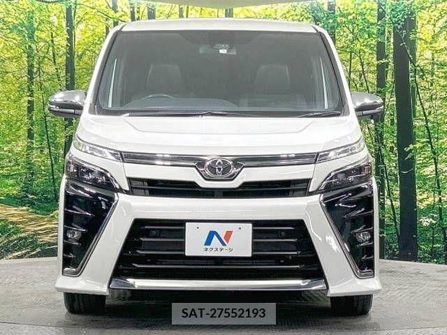 Toyota VOXY 2021-05 237586-14