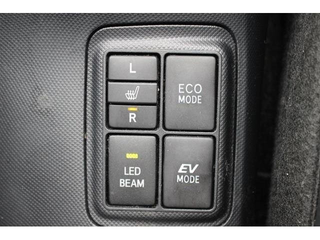 Toyota AQUA 2014-03 8659-3