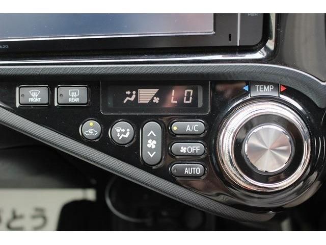 Toyota AQUA 2014-03 8659-16