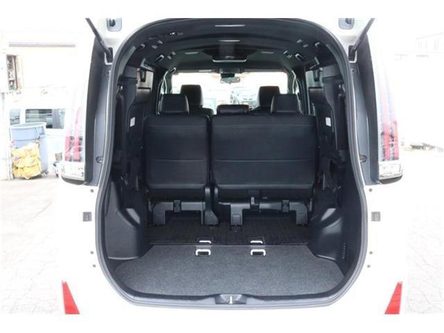 Toyota NOAH 2019-06 25161-23