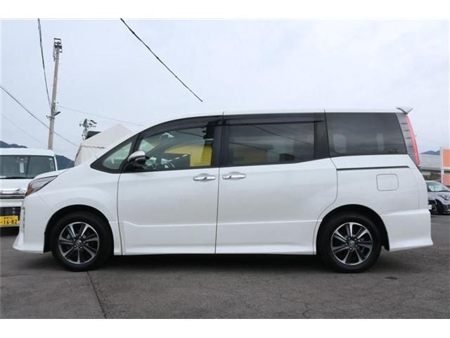 Toyota NOAH 2019-06 25161-29