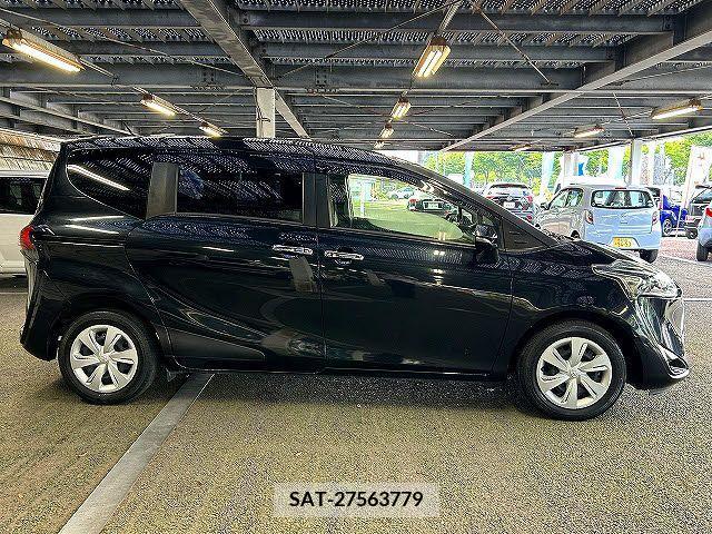 Toyota SIENTA 2019-03 330444-17
