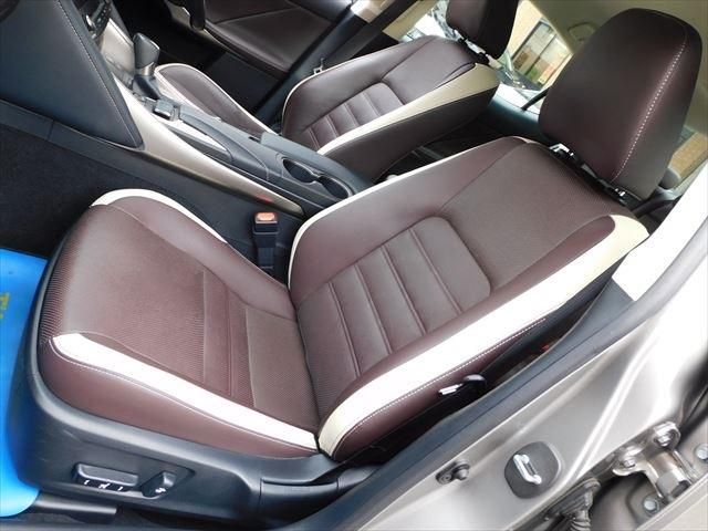 Lexus IS 2017-01 194726-14