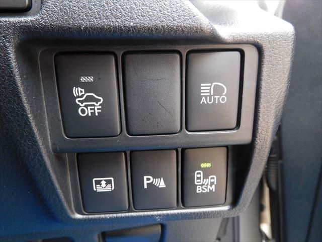 Lexus IS 2017-01 194726-26
