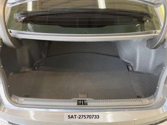 Lexus IS 2021-07 388409-11