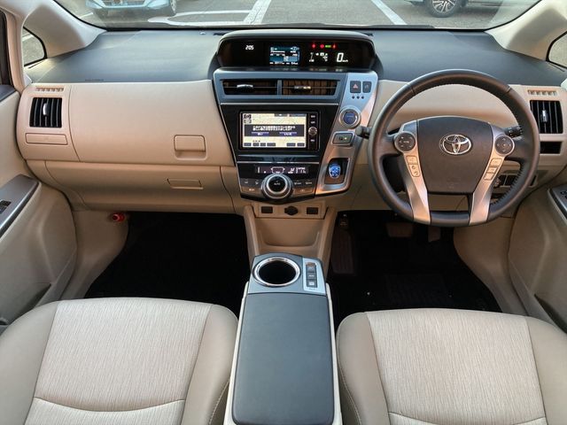 Toyota PRIUS ALPHA 2017-01 192723-7