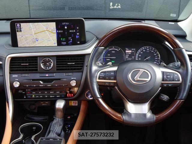 Lexus RX 2021-05 275800-14