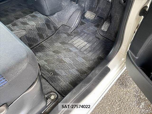Daihatsu MOVE CUSTOM 2009-11 349024-25
