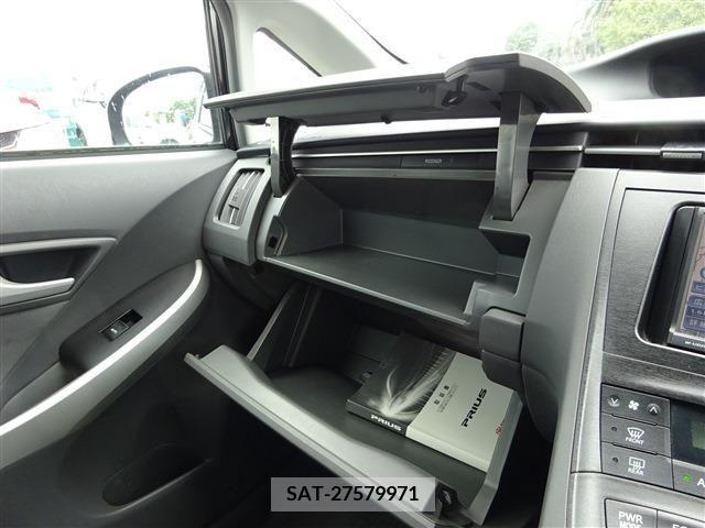 Toyota PRIUS 2010-05 201060-11