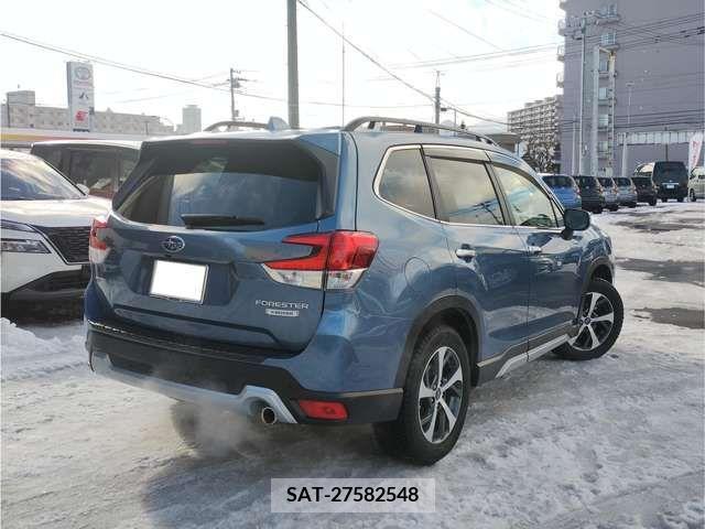 Subaru FORESTER 2021-08 216276-1