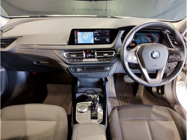 Bmw 1 SERIES 2021-02 18312-1