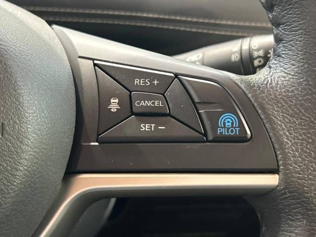 Nissan SERENA 2018-11 193430-5