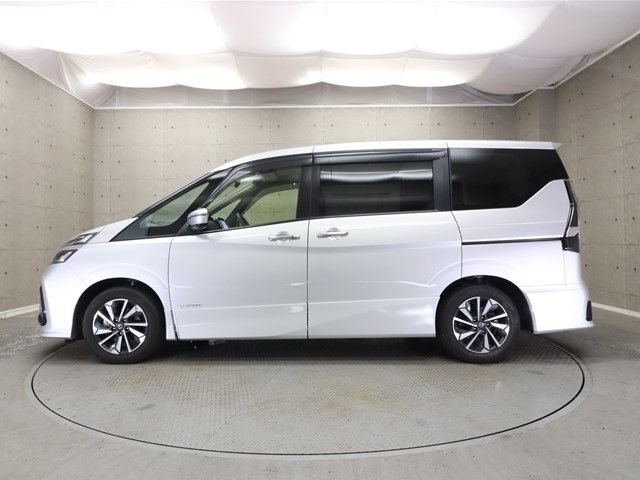 Nissan SERENA 2020-01 6843-25