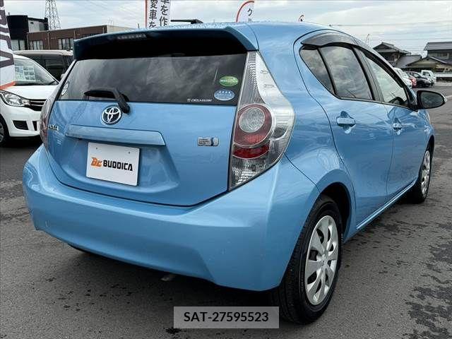 Toyota AQUA 2012-06 313930-14