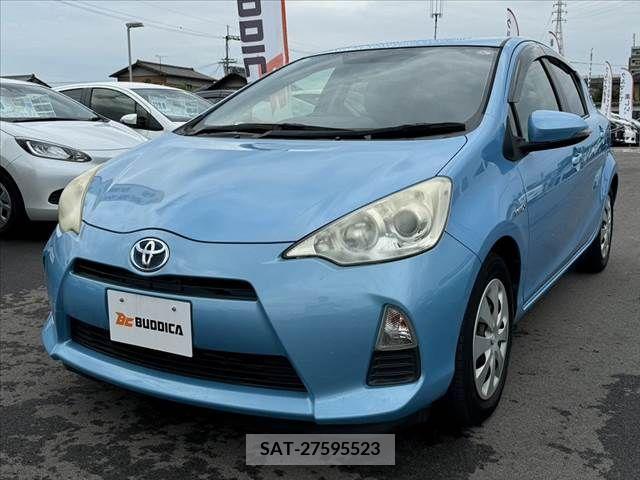 Toyota AQUA 2012-06 313930-9