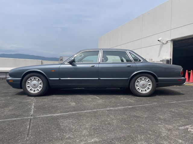 Daimler DAIMLER 1995-01 4348-15