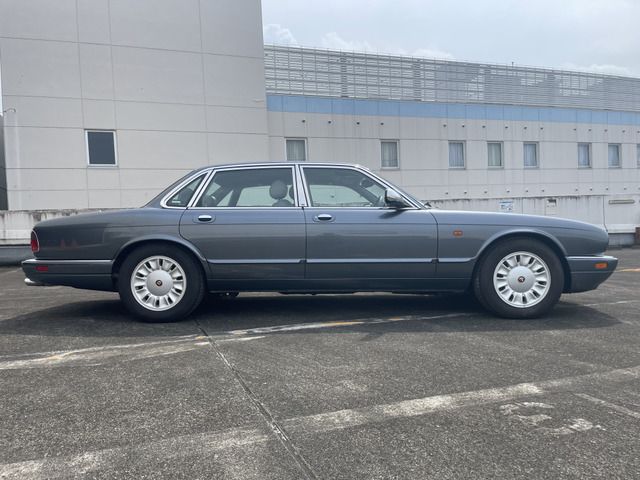Daimler DAIMLER 1995-01 4348-14