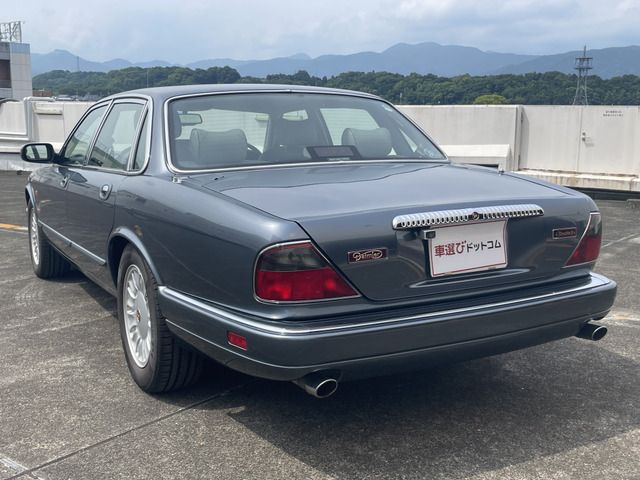 Daimler DAIMLER 1995-01 4348-13