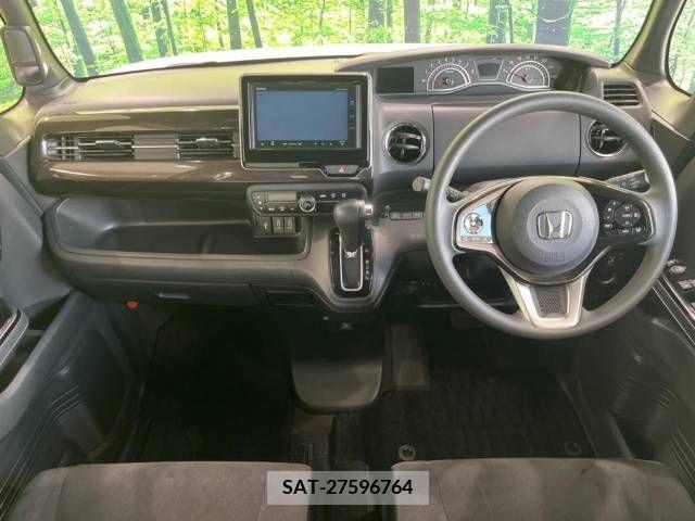 Honda N BOX CUSTOM 2018-01 392679-1