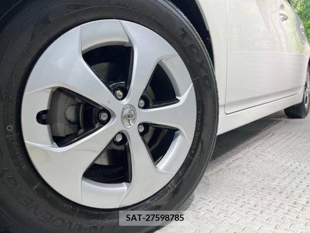 Toyota PRIUS 2012-06 322133-13