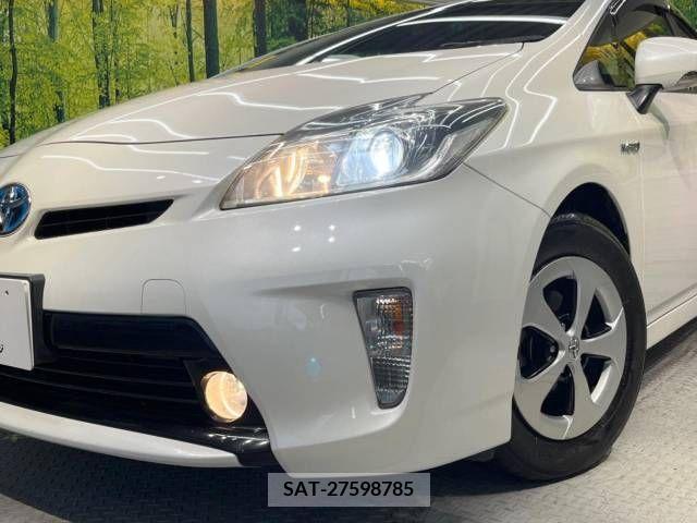 Toyota PRIUS 2012-06 322133-12