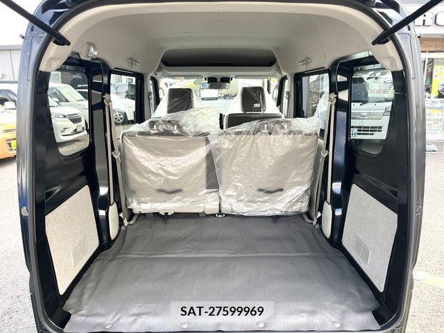 Suzuki EVERY 2023-02 221685-10