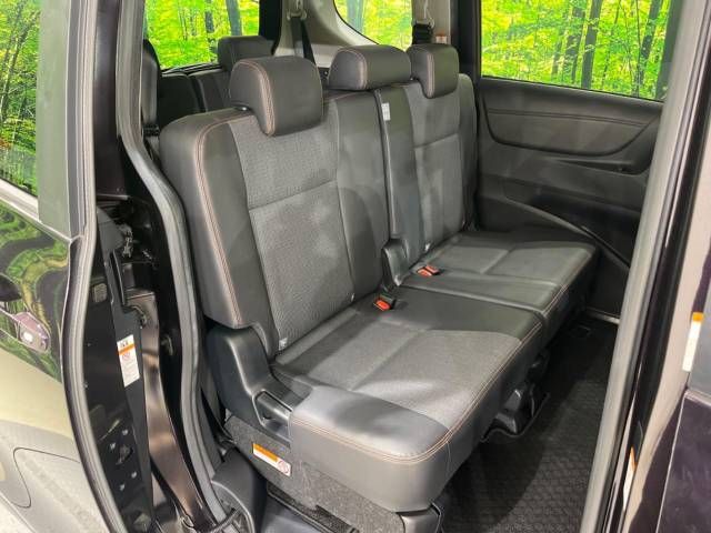 Toyota SIENTA 2018-01 184955-8