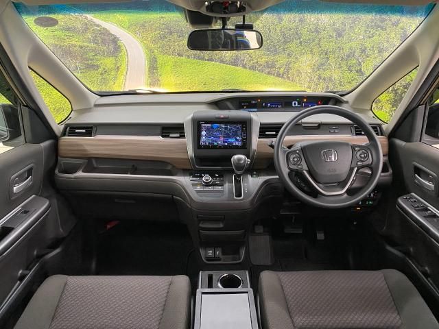 Honda FREED 2020-05 184689-1