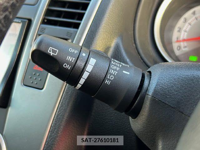 Nissan TIIDA 2012-03 287661-16