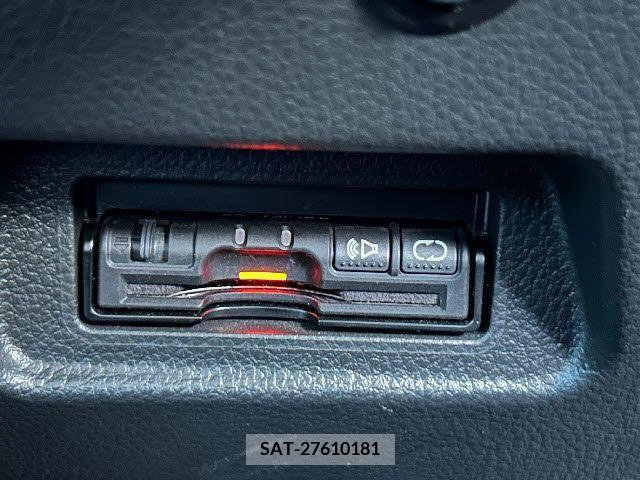 Nissan TIIDA 2012-03 287661-11