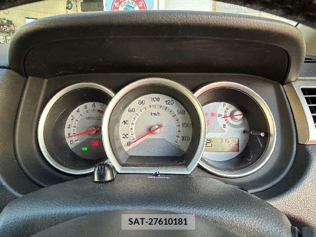 Nissan TIIDA 2012-03 287661-7