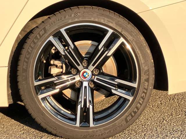 Bmw 3 SERIES 2023-03 18235-11