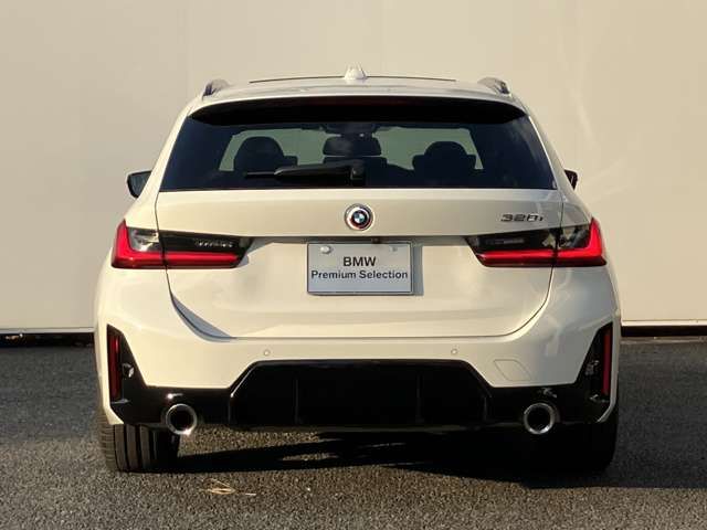 Bmw 3 SERIES 2023-03 18235-4
